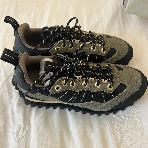 All Saints Shoes - All Saints Nevis Sneakers in Khaki Green
